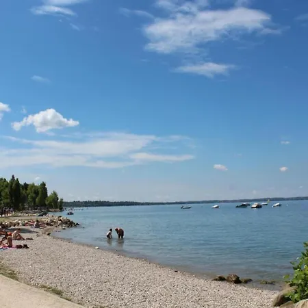 In Near Garda * Lazise
