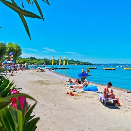 In Near Garda * Lazise