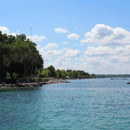 In Near Garda *